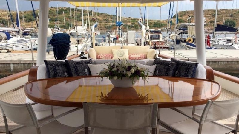 Glorious-motor-sailer-yacht